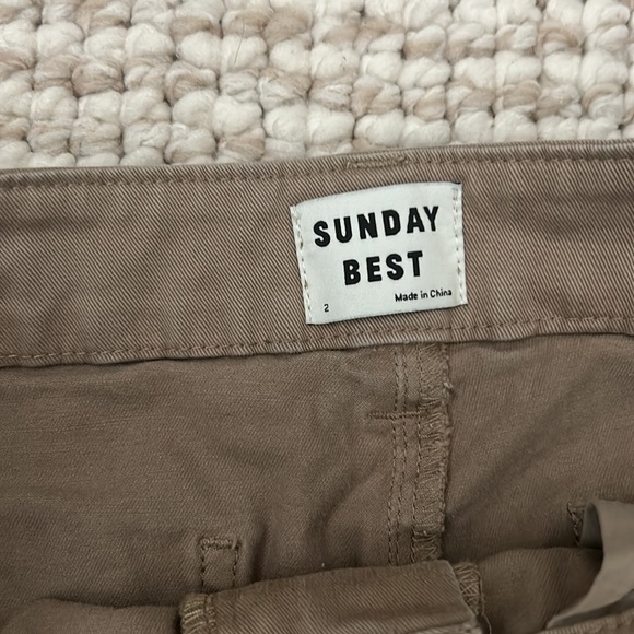 aritzia low waisted baggy cargos - Picture 2 of 3
